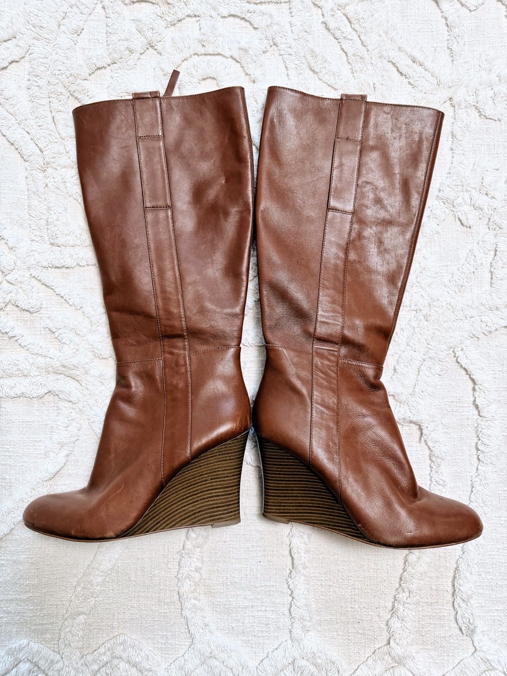 🤎 Nine West Brown Knee High Wedge Boots Size 10M Cognac Side Zip 4” Heel